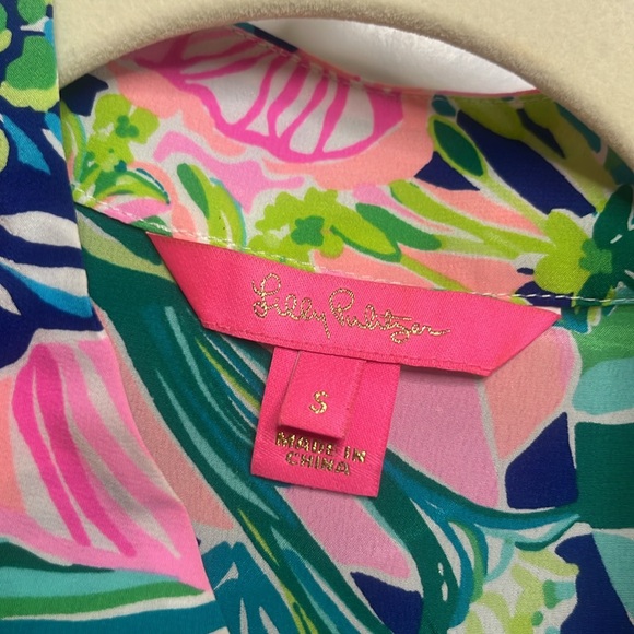 Lilly Pulitzer Blouse Size Small - Picture 2 of 3